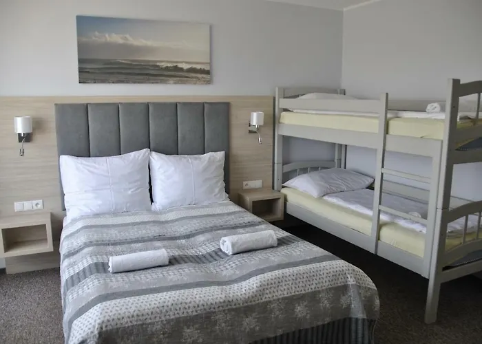 Morza Brzeg Chlapowo 招待所 Władysławowo